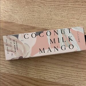 ILLUME COCONUT MILK